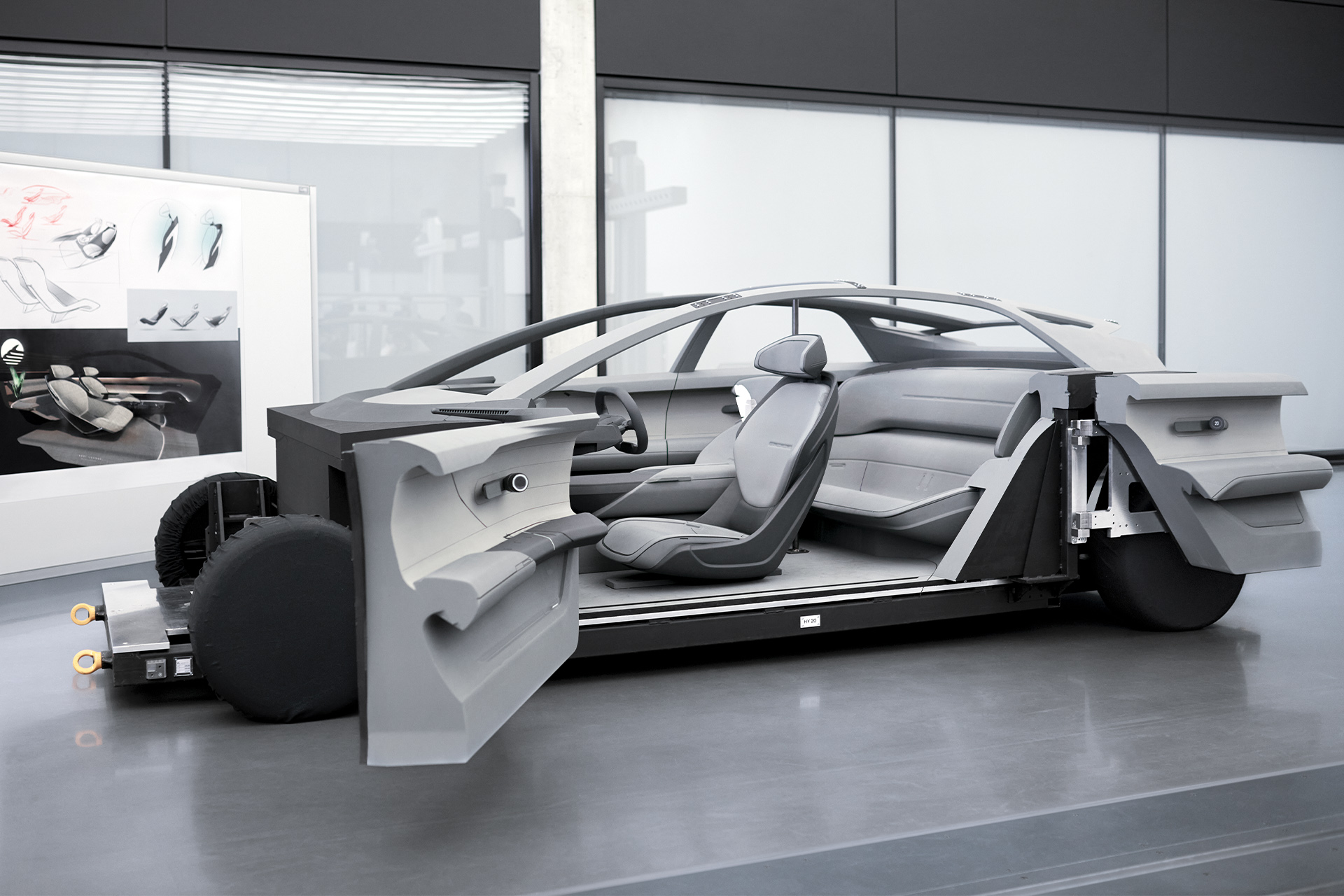 Modell des Audi grandsphere concept{ft_showcar} mit geöffneten Türen.